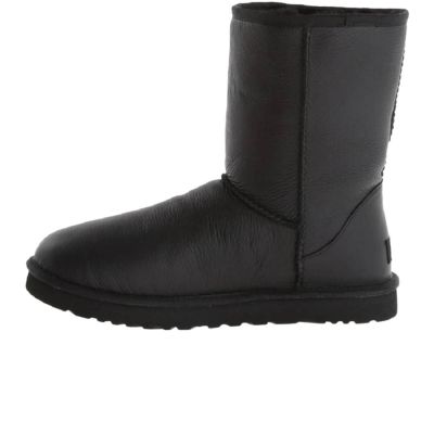 UGG Short Classic II Black Leather