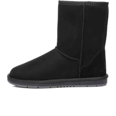 UGG Short Classic Black v1