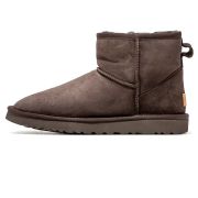 UGG Mini Classic Chocolate