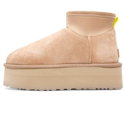 UGG Astromel Boots v5