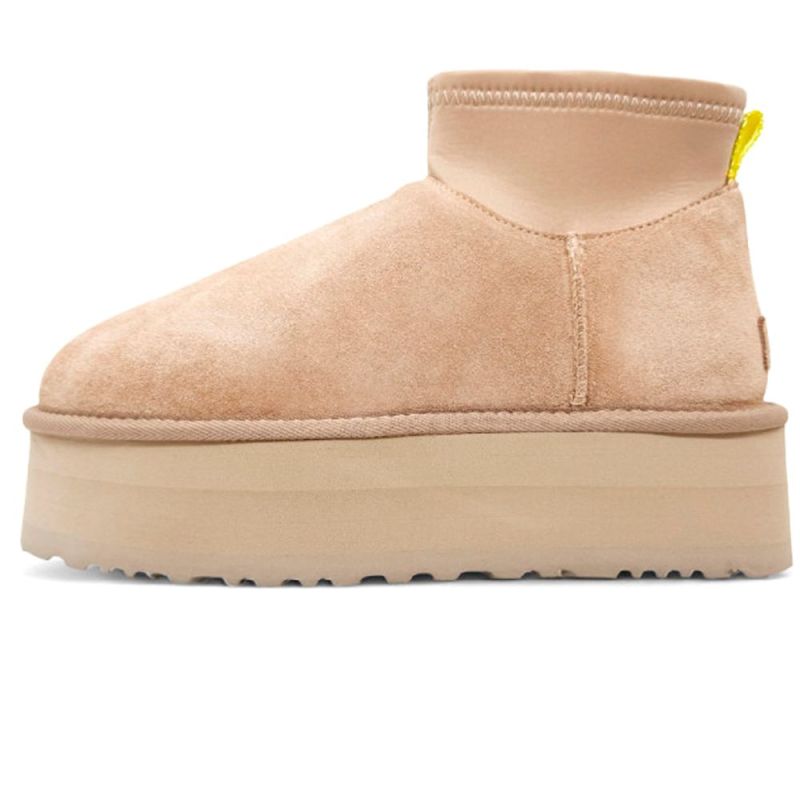 UGG Astromel Boots v5