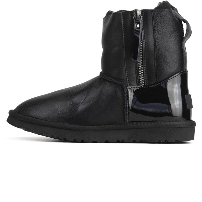 UGG Zip Short Black Leather Lacquer