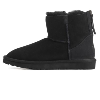 UGG Zip Short Black v1