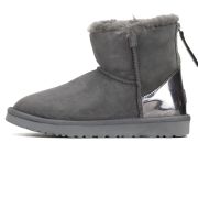 UGG Zip