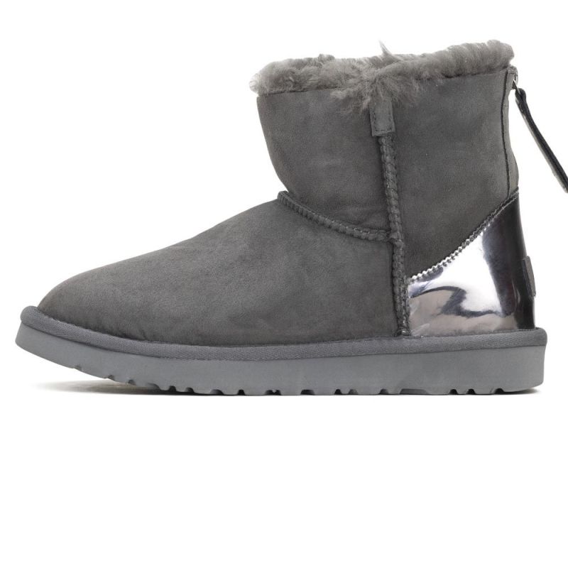 UGG Zip